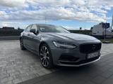 Volvo S90 T8 Twin Engine AWD Geartron. Inscription... - graue Volvo S90