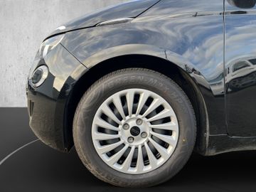 Fiat 500 Elektro MJ22 Kam.+PDC+SpurH+AUT+DynLicht