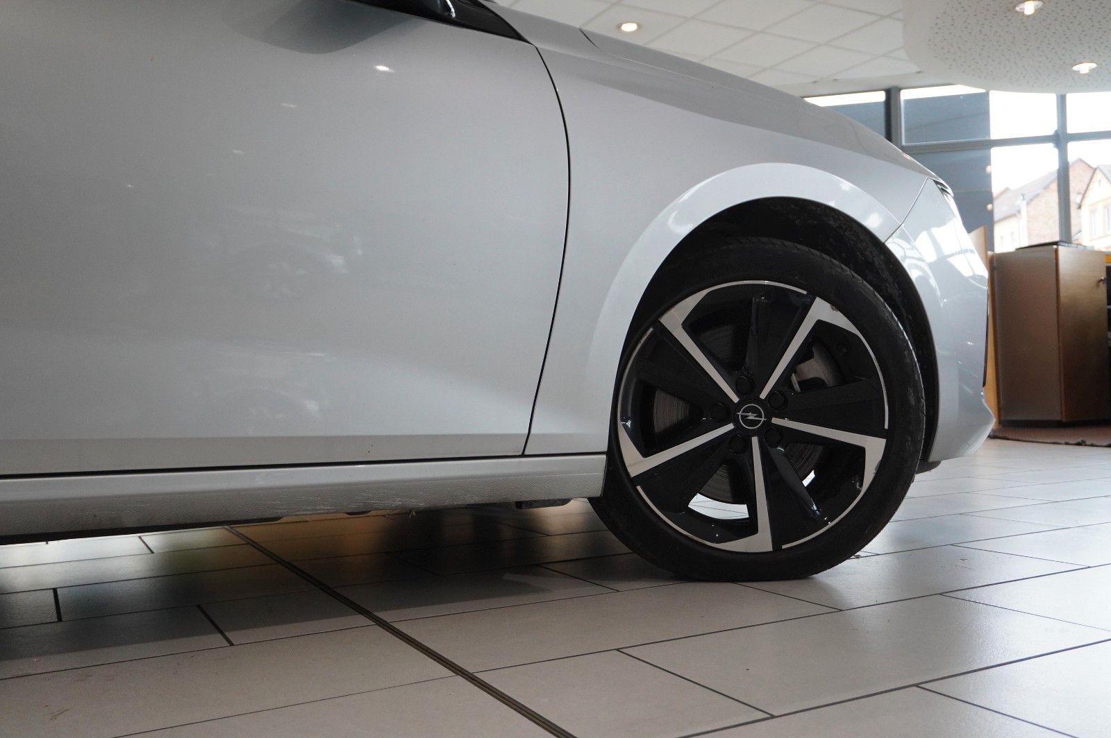 Fahrzeugabbildung Opel Astra L Lim. 1.6 HYBRID GS SPORT NAVI/360°/SPORT