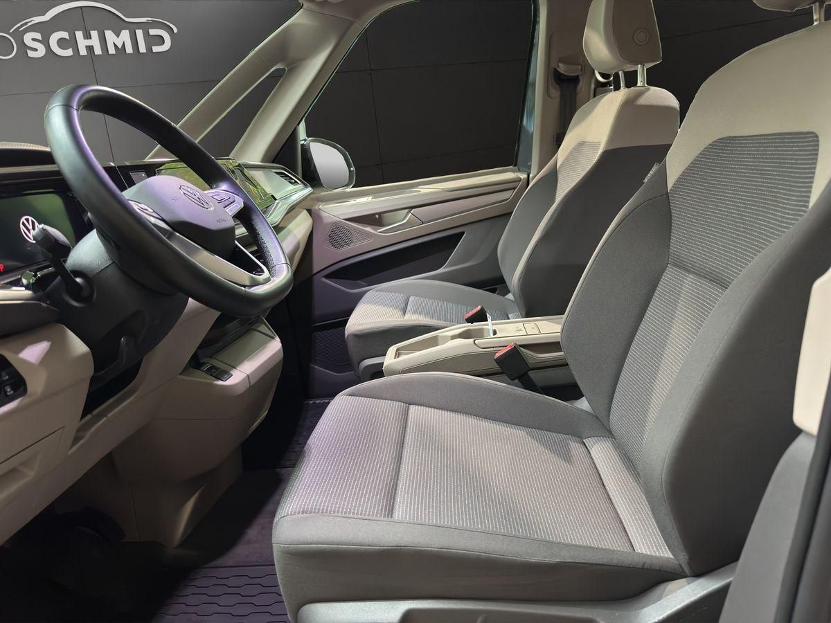 T7 Multivan 2.0 TDI DSG RFK NAVI SZHG 6-SITZER