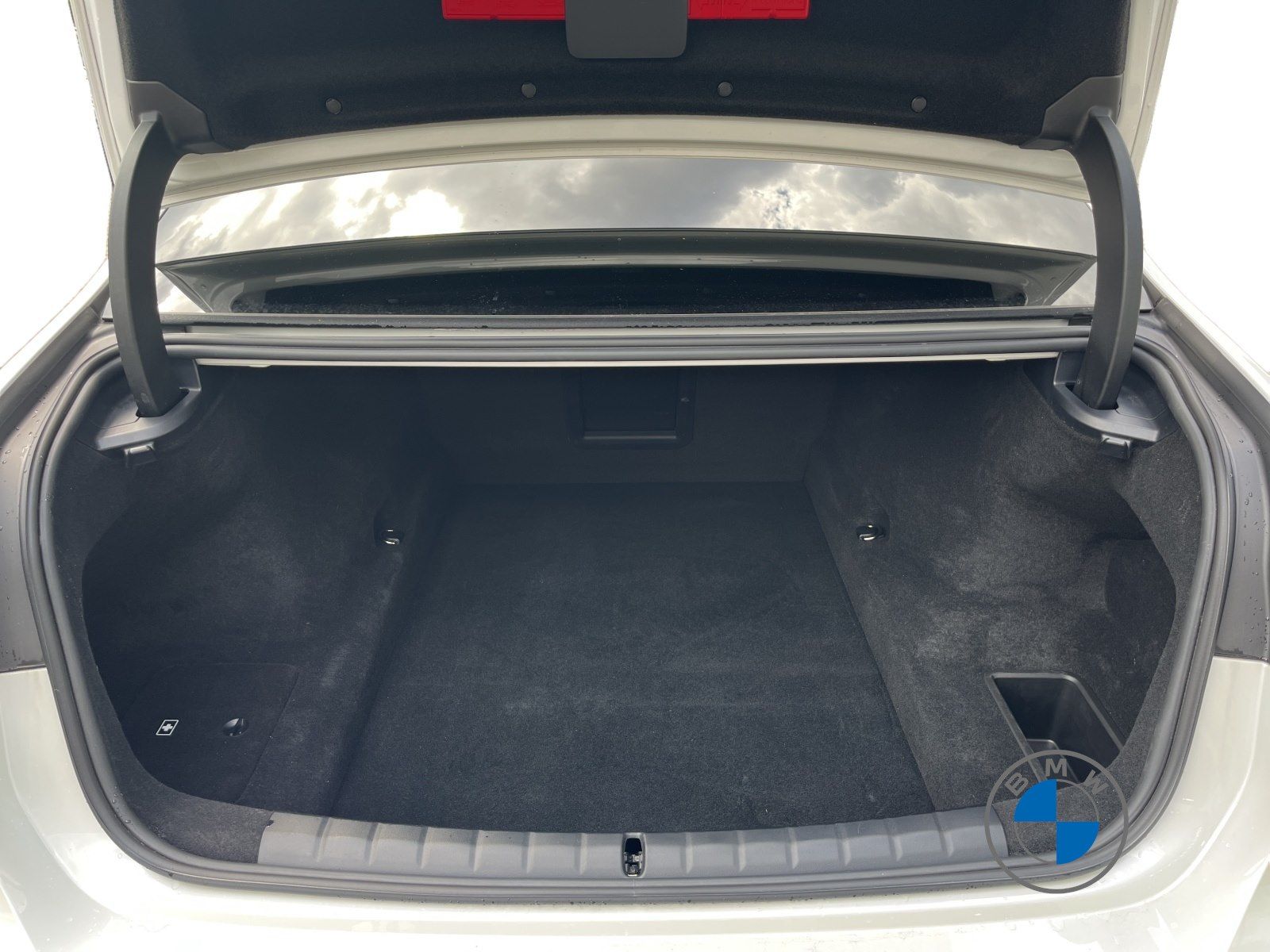 BMW 740d xDrive M Sport 21" Pano Sky Fond TV Standhz foto 17