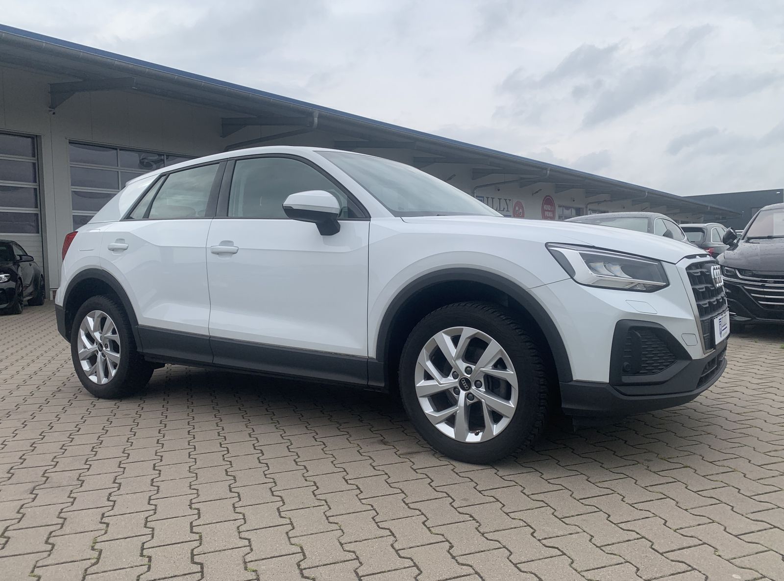 Fahrzeugabbildung Audi Q2 1.5 TFSI*Cam*Navi*LED*Klima*Assistenzpaket*