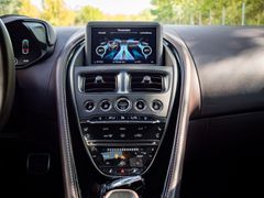 Aston Martin DBS – 22 / 32