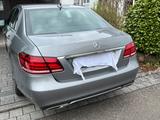 Mercedes-Benz E 250 ELEGANCE Autom. ELEGANCE - Mercedes-Benz E 250: Von Privat