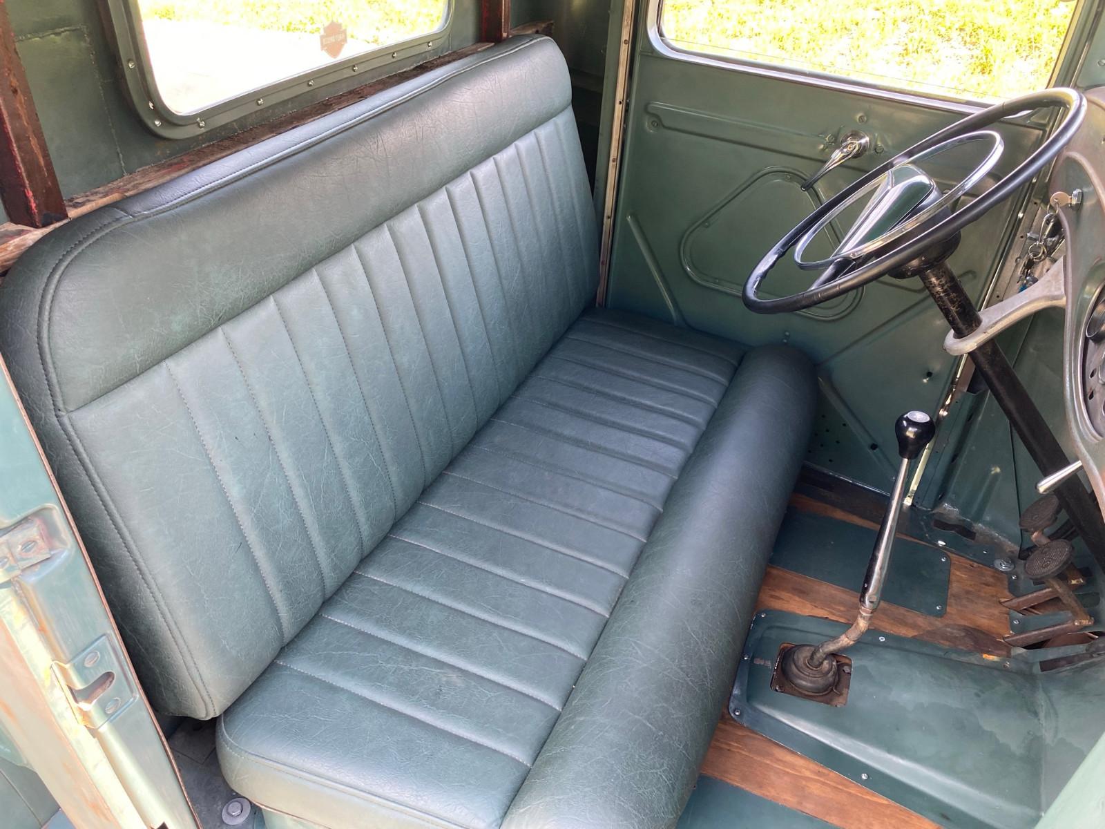 Ford Pickup 1932 V8 "Ford Outlaw Speed Shop" Hot Rod