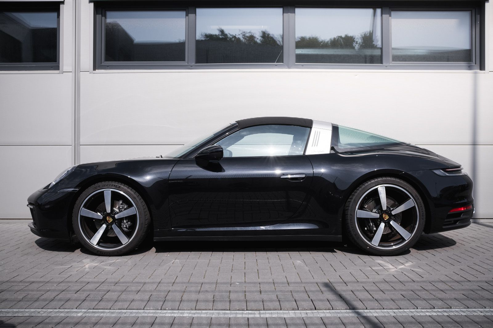 Fahrzeugabbildung Porsche 992/911 Targa 4-Lift-LED-Approved-BOSE