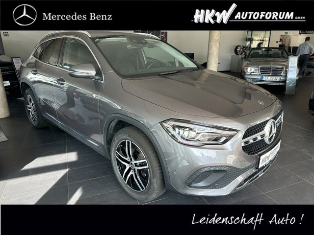 Mercedes-Benz GLA 180 DCT /LED/RFK/AHK/el.Heckklappe