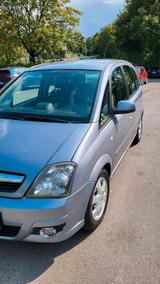 Opel mereva A - Opel Zafira in Wuppertal