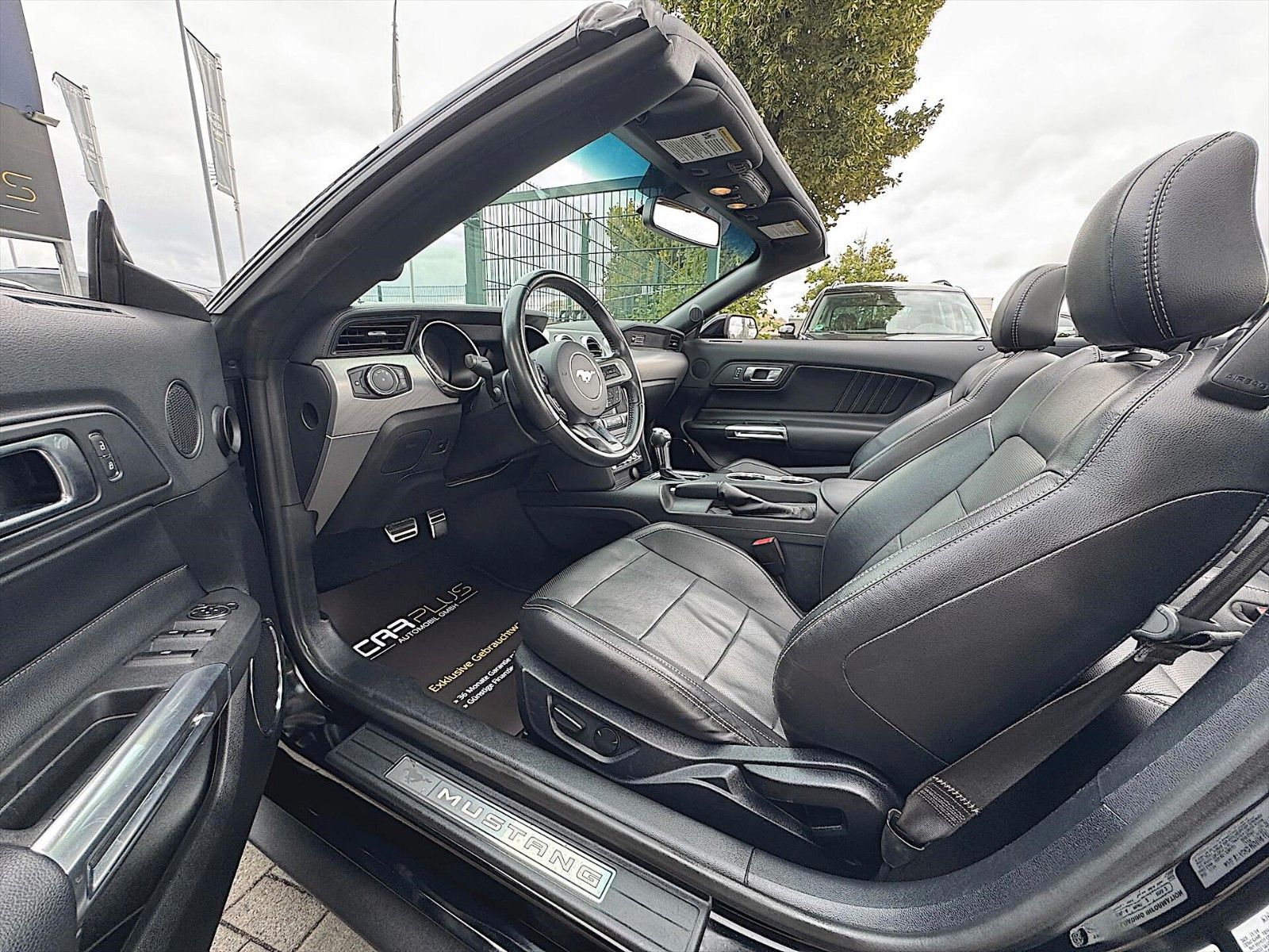 Fahrzeugabbildung Ford Mustang Shelby GT 500 Sport Cabrio Premium LED