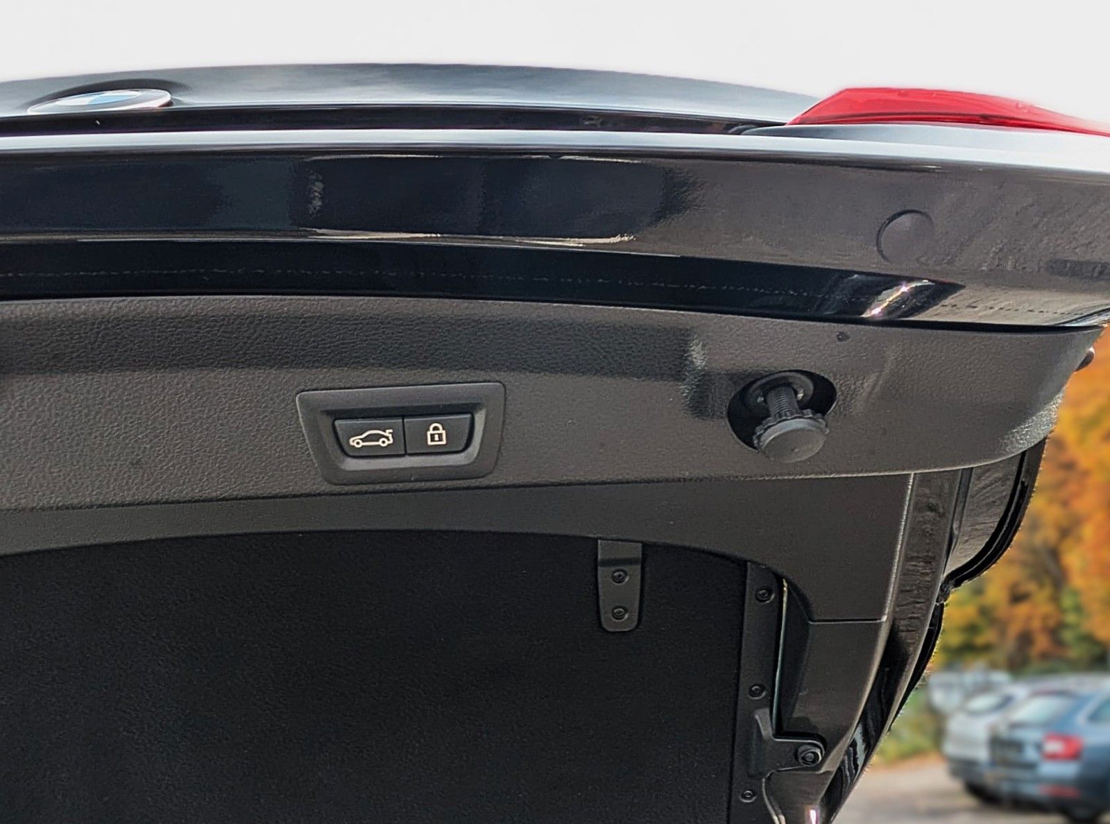 Fahrzeugabbildung BMW 420d Gran Coupe M SPORT SAG LEDER NAVI HUD LED