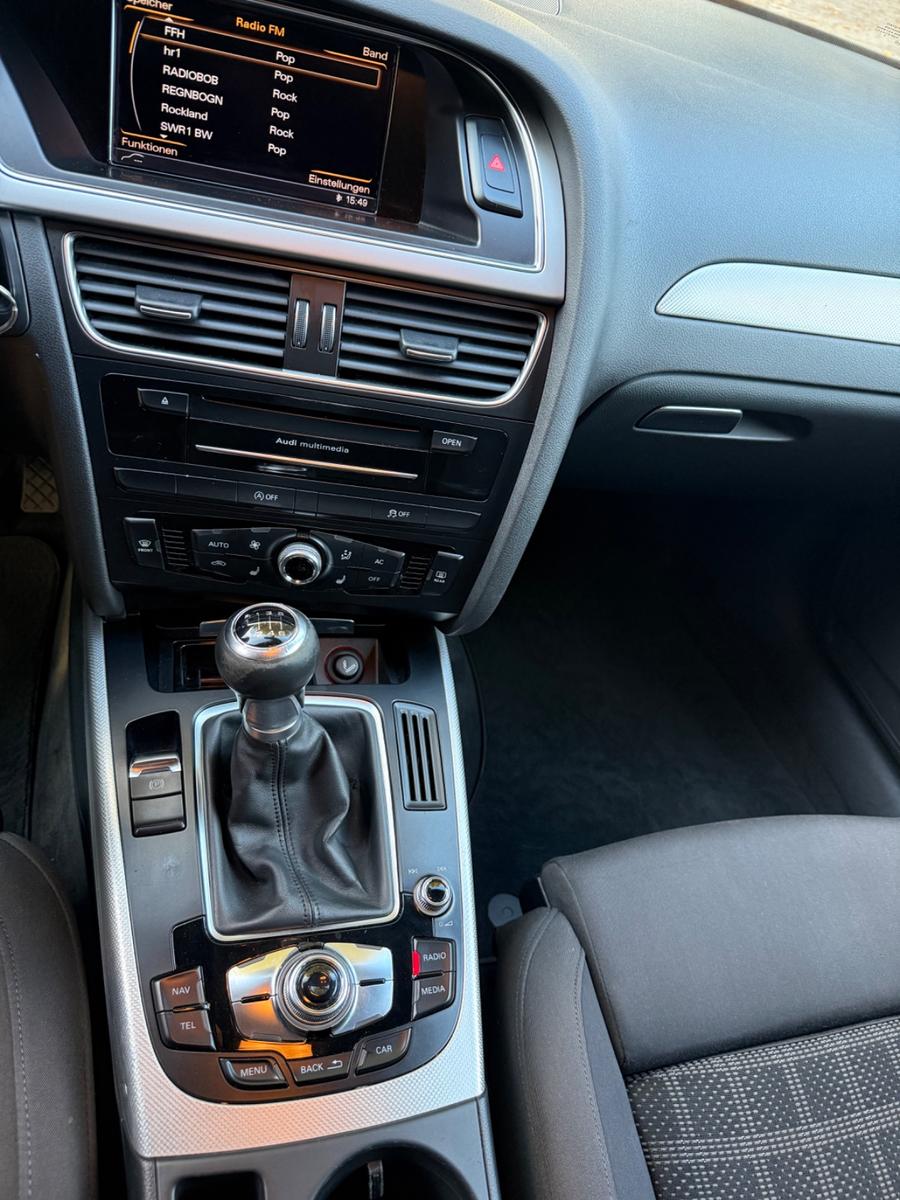 Audi A4 2012 — photo 6