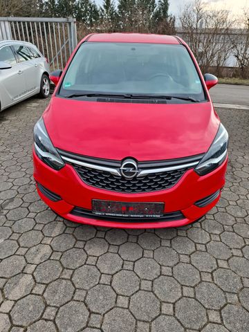 Opel Zafira C Edition