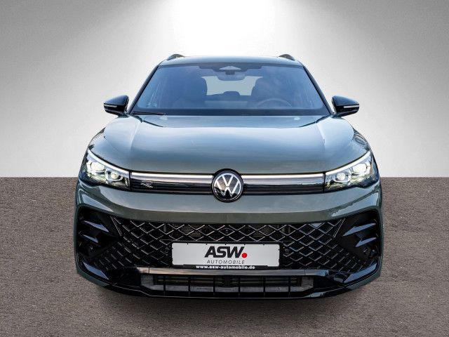 Volkswagen Tiguan R-Line 4Motion 2,0 TDI DSG NAVI AHK PANO foto 5