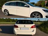 Peugeot 308 Aut. Diesel im super Zustand - Peugeot 308 in Freiburg
