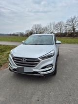 Hyundai TUCSON 1.6 T-GDI Style 2WD Style - gebrauchte Hyundai TUCSON aus dem Jahr 2015