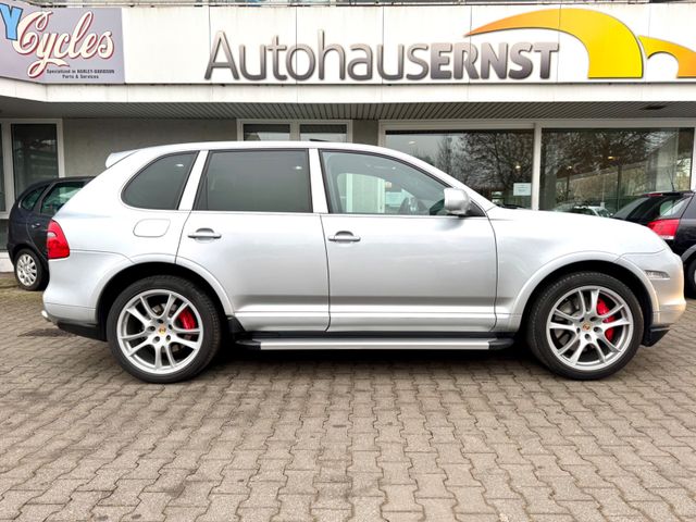 Porsche Cayenne Turbo *PDCC+GSD+BT+Alcantara*