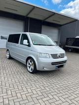 Volkswagen VW T5 Multivan Highline Sehr gepflegt Spor... - VW T5 Multivan in Bremen