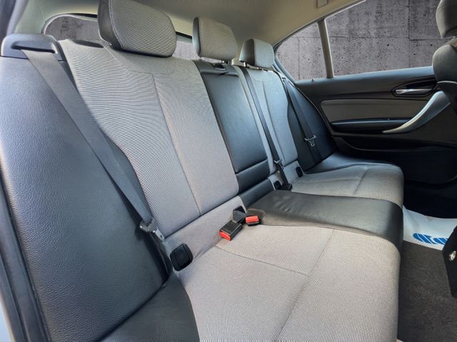 BMW 118 d Lim. Sport Urban*APPLE*LED*XEN*KAMERA*NAVI