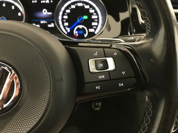 Volkswagen Golf VII R 2.0 TSI 4M DSG ACC KAM LED NAV PAN