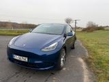 Tesla Model Y Hinterradantrieb RWD RWD - Tesla Model Y SUV