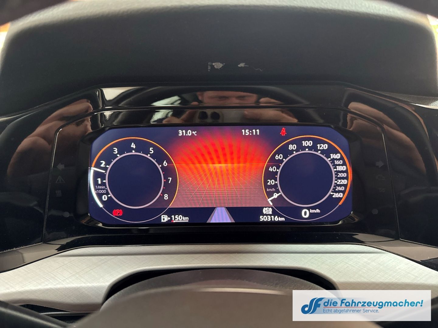 Fahrzeugabbildung Volkswagen Golf VIII Variant Life 1.0 TSI EU6d Digitales Co