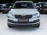 Skoda KAROQ 1.6 TDI STYLE NAVI TEMPOPMAT SITZH. LED - Skoda Karoq Gebrauchtwagen in Hamburg