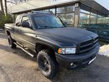 Dodge RAM 1500 - Dodge aus 2001