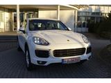 Porsche Cayenne S E-Hybrid / AHK / Park-Assistent/  Luft - Porsche Cayenne mit Hybrid-Antrieb: Automatik