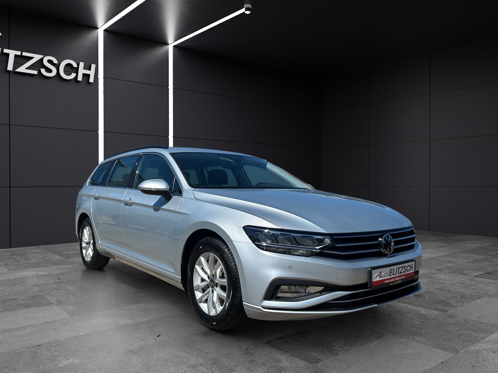 Fahrzeugabbildung Volkswagen Passat Variant TDI Business DSG LED Navi ACC AHK