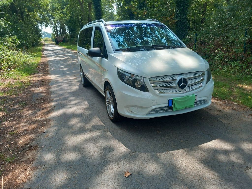 Image of Mercedes-Benz Vito