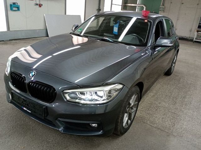 BMW 118d Sport Line Aut. *LED-Scheinwerfer*Navi*2.Ha