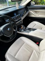 BMW 530d Touring luxury   xdrive  - BMW 530: Beige