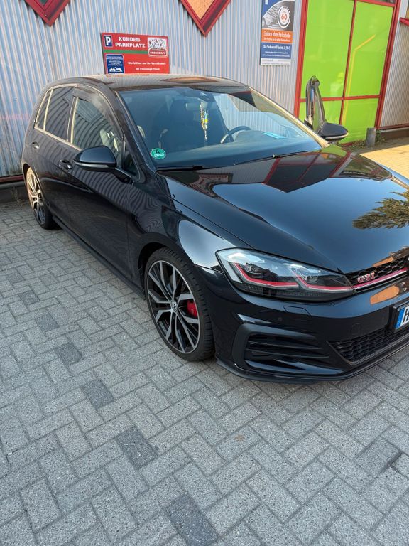 Image of Volkswagen Golf