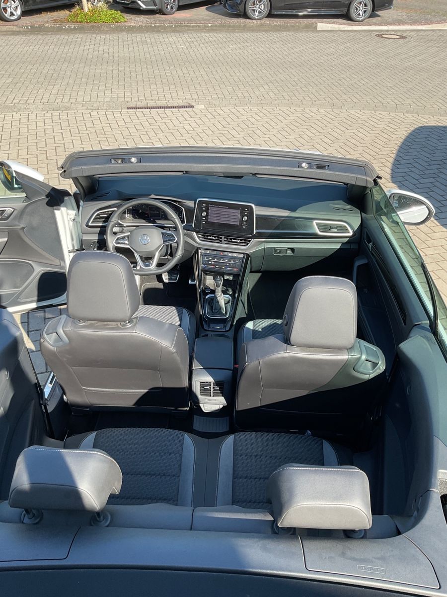 Fahrzeugabbildung Volkswagen T-Roc Cabriolet 1.5 TSI DSG R-Line,LED,ACC,Carpl