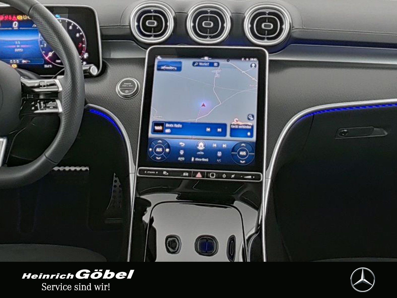 Fahrzeugabbildung Mercedes-Benz C 300 AMG+KAMERA+MEMORY+CARPLAY+AMBIENTE+WINTERP