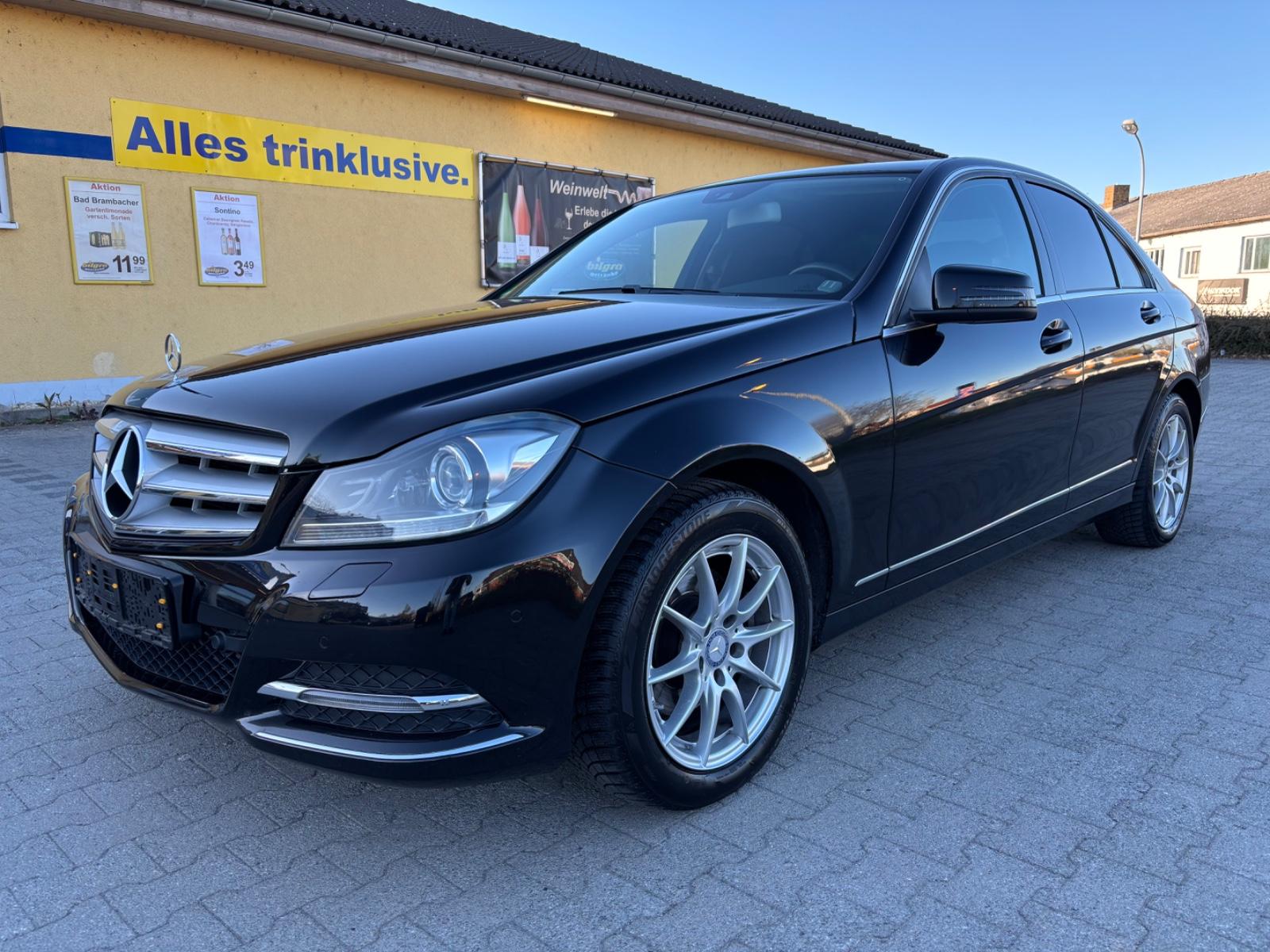 Mercedes-Benz C 200 Limousine * Automatik * Xenon * PDC *