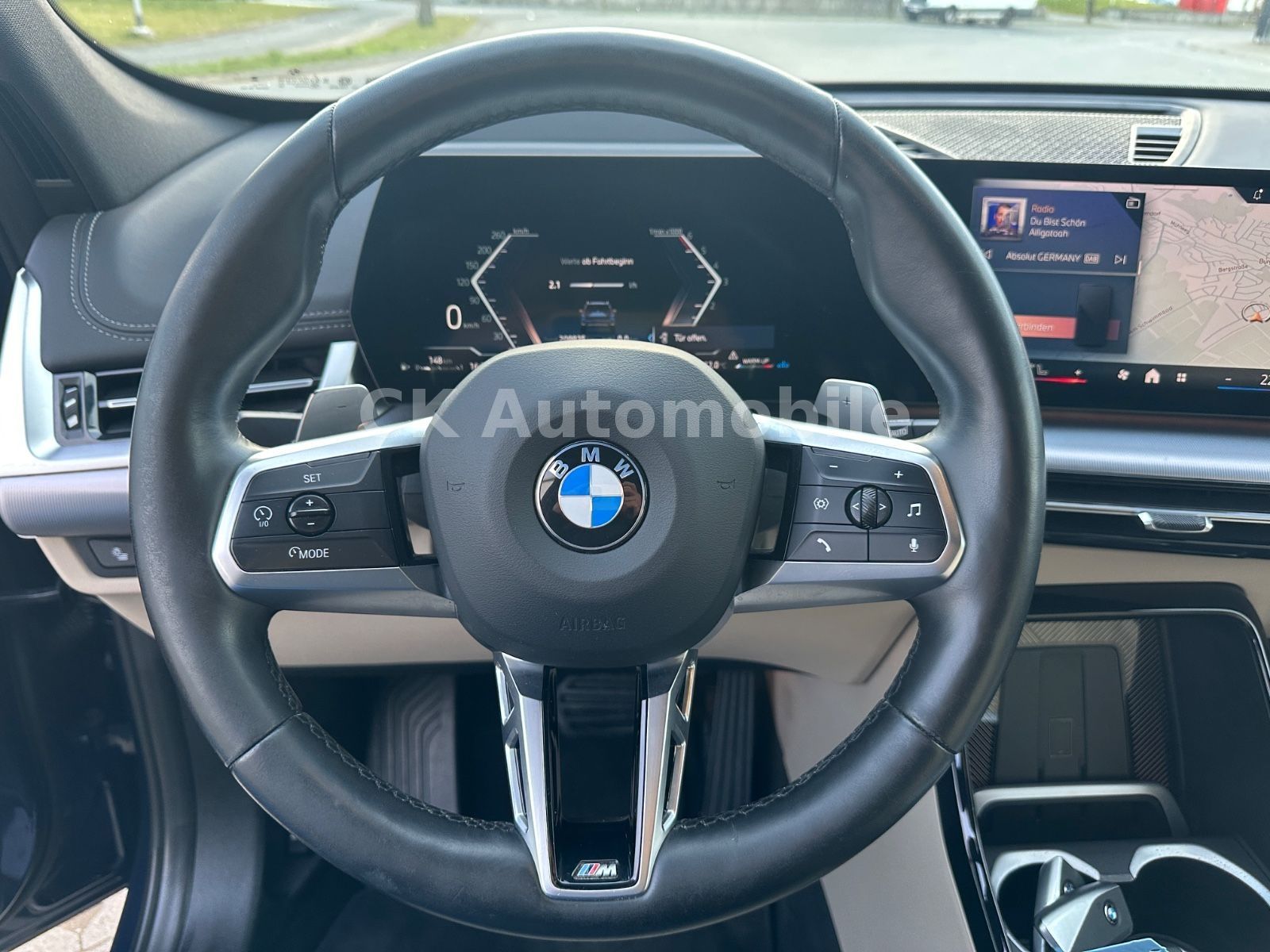 Fahrzeugabbildung BMW X1 20d xDrive xLine/Navi/Head-Up/Pano/LED/360°
