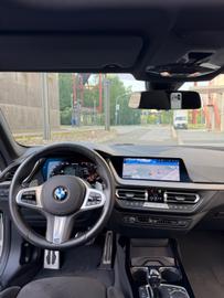 صورة 10 لـ 2020 BMW M235