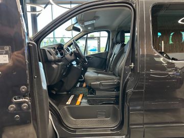 Opel Vivaro*TÜV 0828*9-SITZER*STHZ*TEMPO*AHK*PDC*