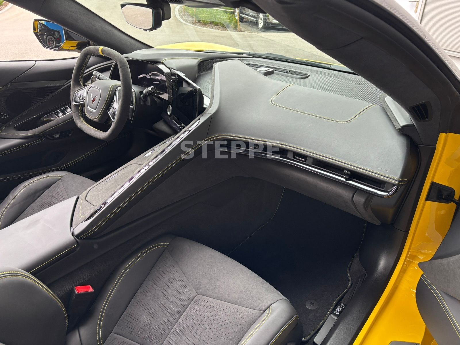 Corvette C8 Stingray Convertible 2025 3LT EUModell STEPPE