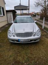 Mercedes-Benz Mercedes Benz E 240 - Mercedes E 240 mit Anhängerkupplung
