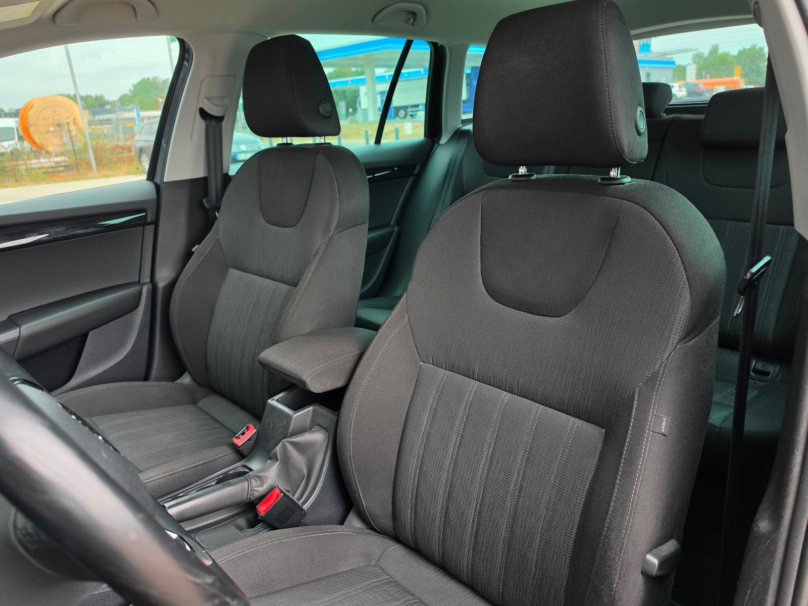 Skoda Octavia 2.0 DSG TÜV Neu/Scheckh./190 PS/LED