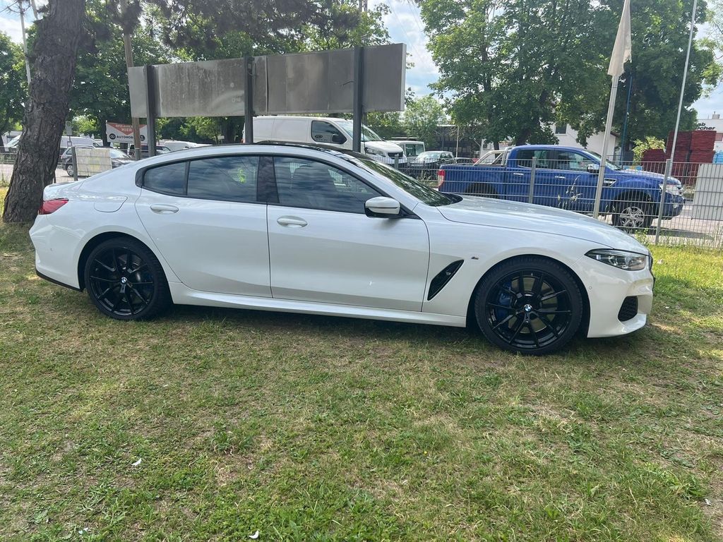 Image of BMW M850