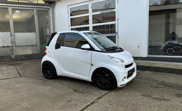 Smart ForTwo Cabrio BRABUS  KLIMA*NAVI*ALU*SHZ*ALU*TÜV