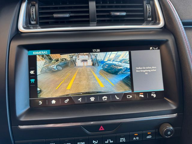 Jaguar E-Pace *HEAD-UP*PANO*MEMORY*KEYLESS*ACC*NAV*