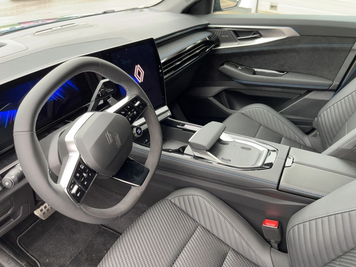 Fahrzeugabbildung Renault Austral Esprit Alpine Full Hybrid E-Tech 200