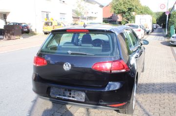Volkswagen Golf - 3