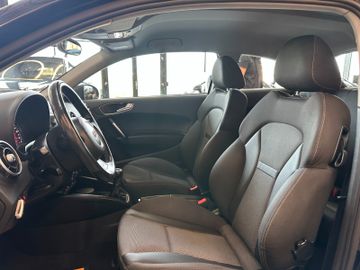 Audi A1 ambition *KLIMA*PDC*TEMPOMAT*