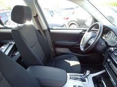 Fahrzeugabbildung BMW X3 xDrive 30 d 1. HAND HUD PANO AHK KEYLESS