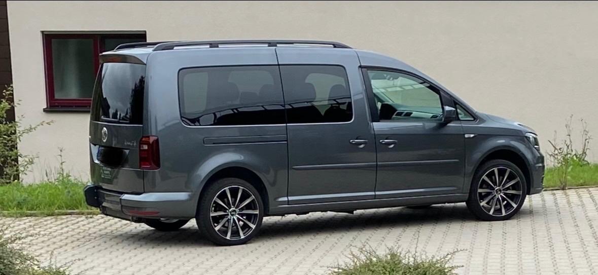 Volkswagen Caddy Maxi Rollstuhlrampe FutureSafe EasyPull